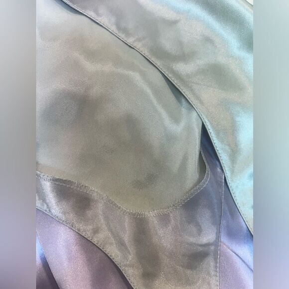 HALSTON Vintage Rainbow Sz Medium 2-Piece Slip Nightie and Robe - Picture 10 of 12